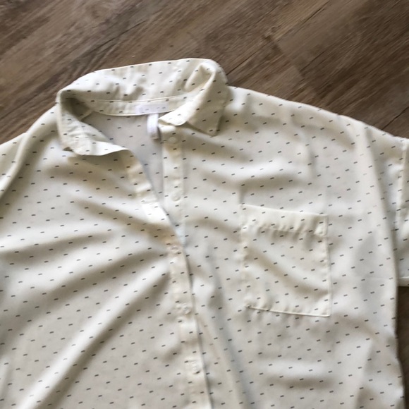 High low button up - Picture 2 of 2